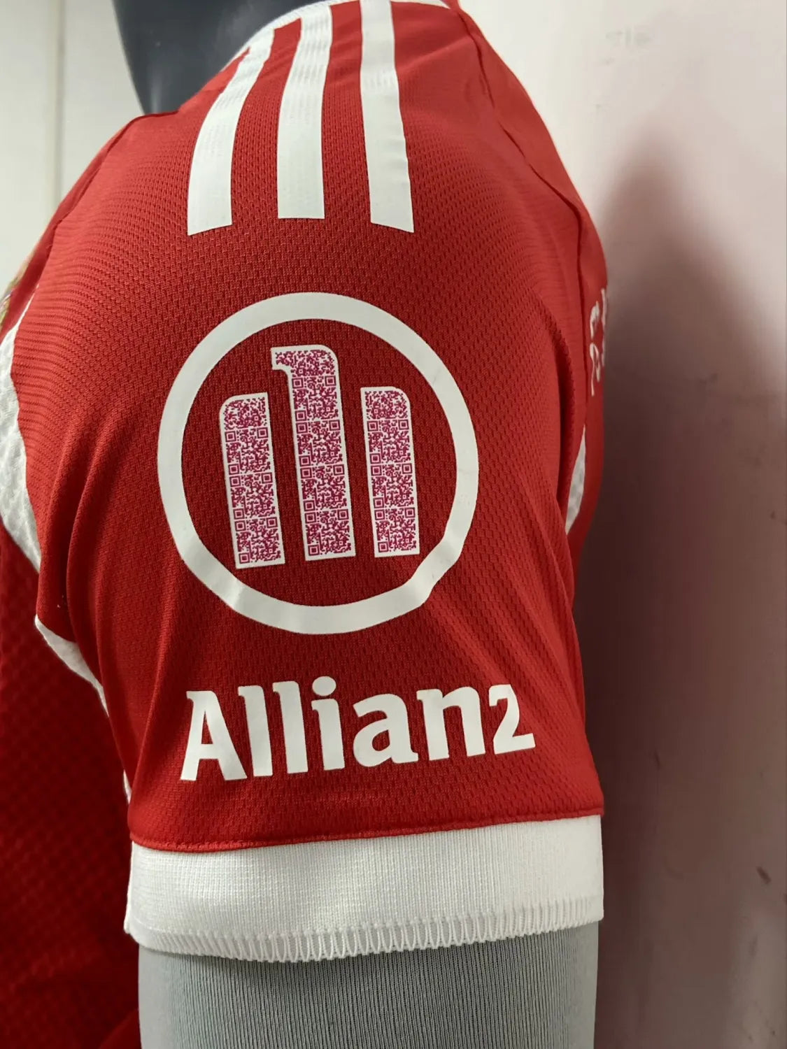 25/26 Bayern Munich Home Player 1:1 Quality Soccer Jersey
