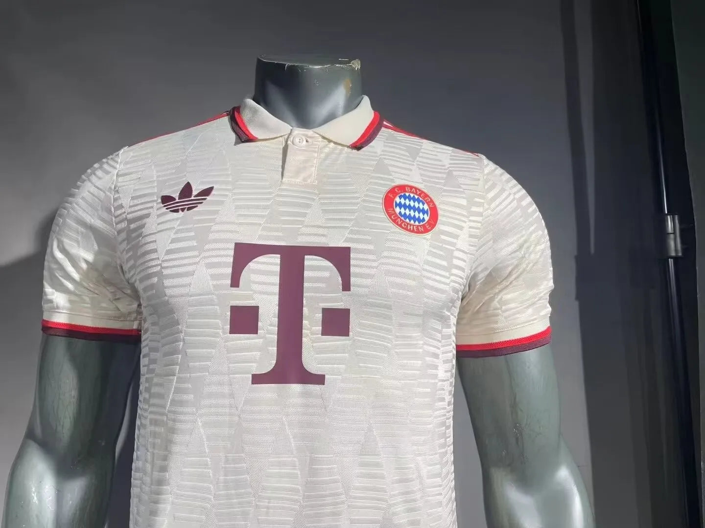 24/25 Bayern Munich Third Player 1:1 Quality Soccer Jersey