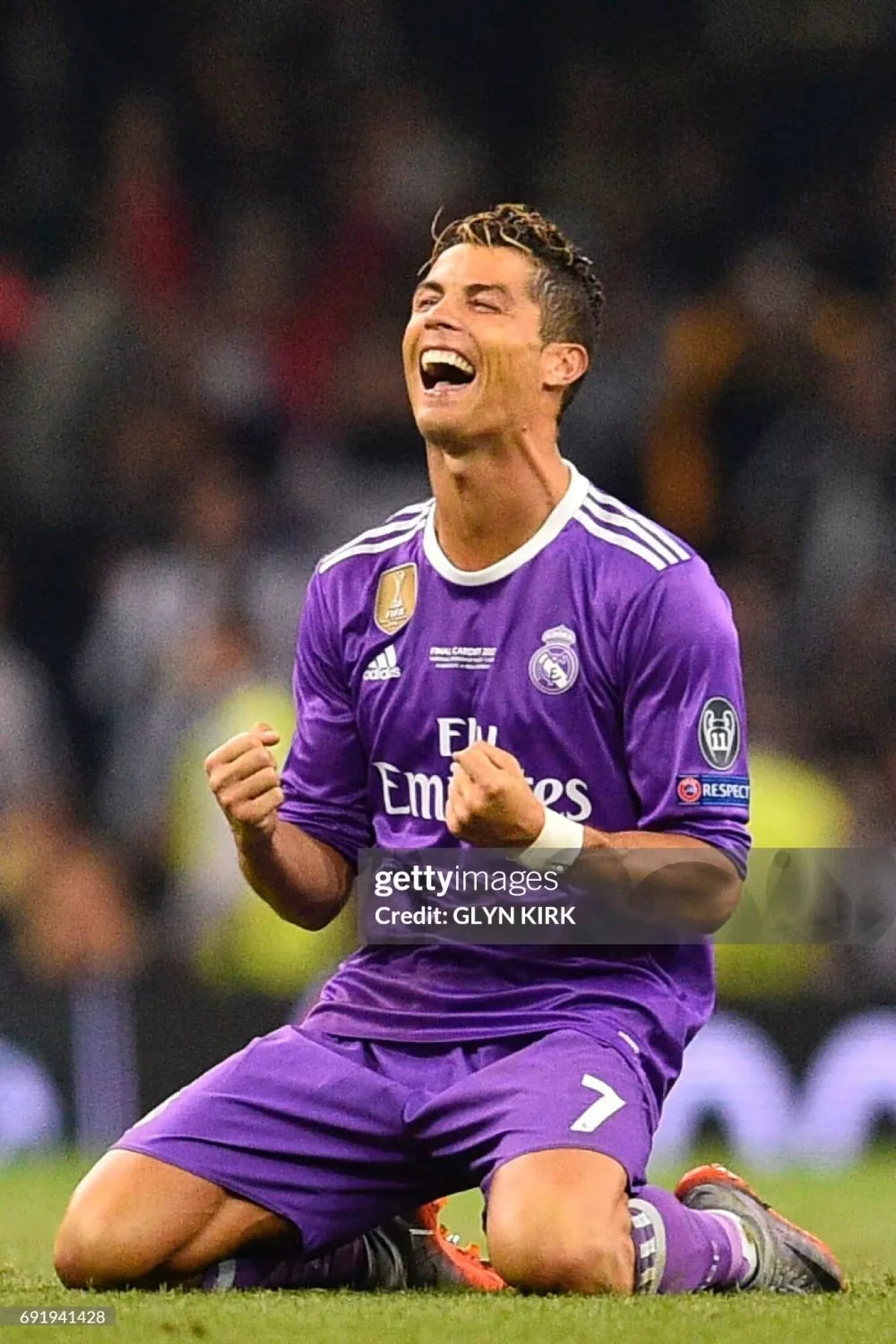 2016/2017 Real Madrid Player Version 1:1 Quality Retro Soccer Jersey