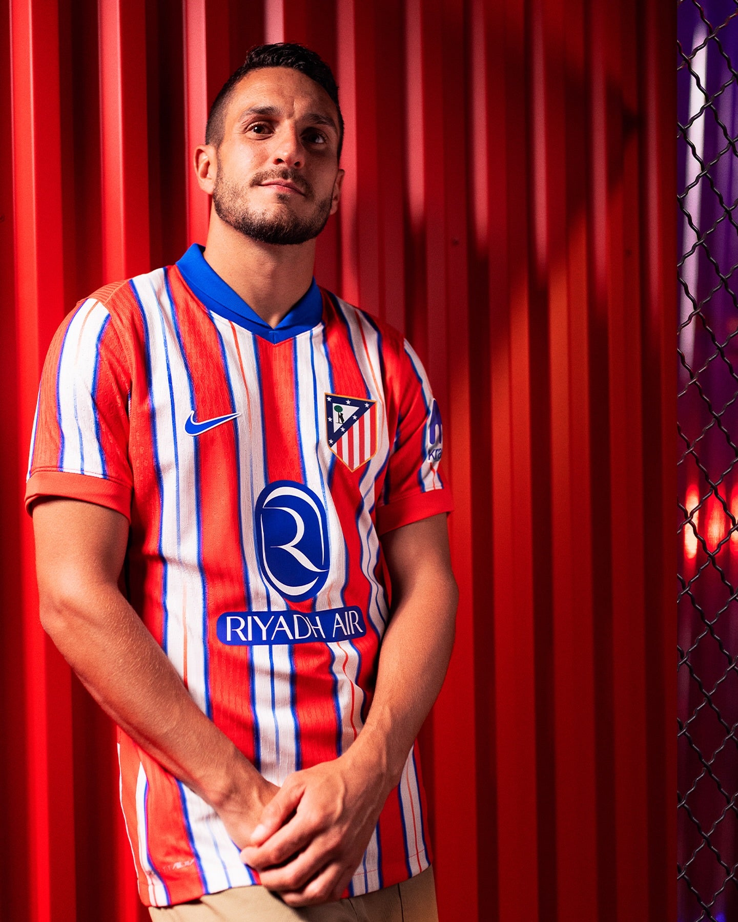24/25 Atletico Madrid Home Long Sleeve Player 1:1 Quality Soccer Jersey