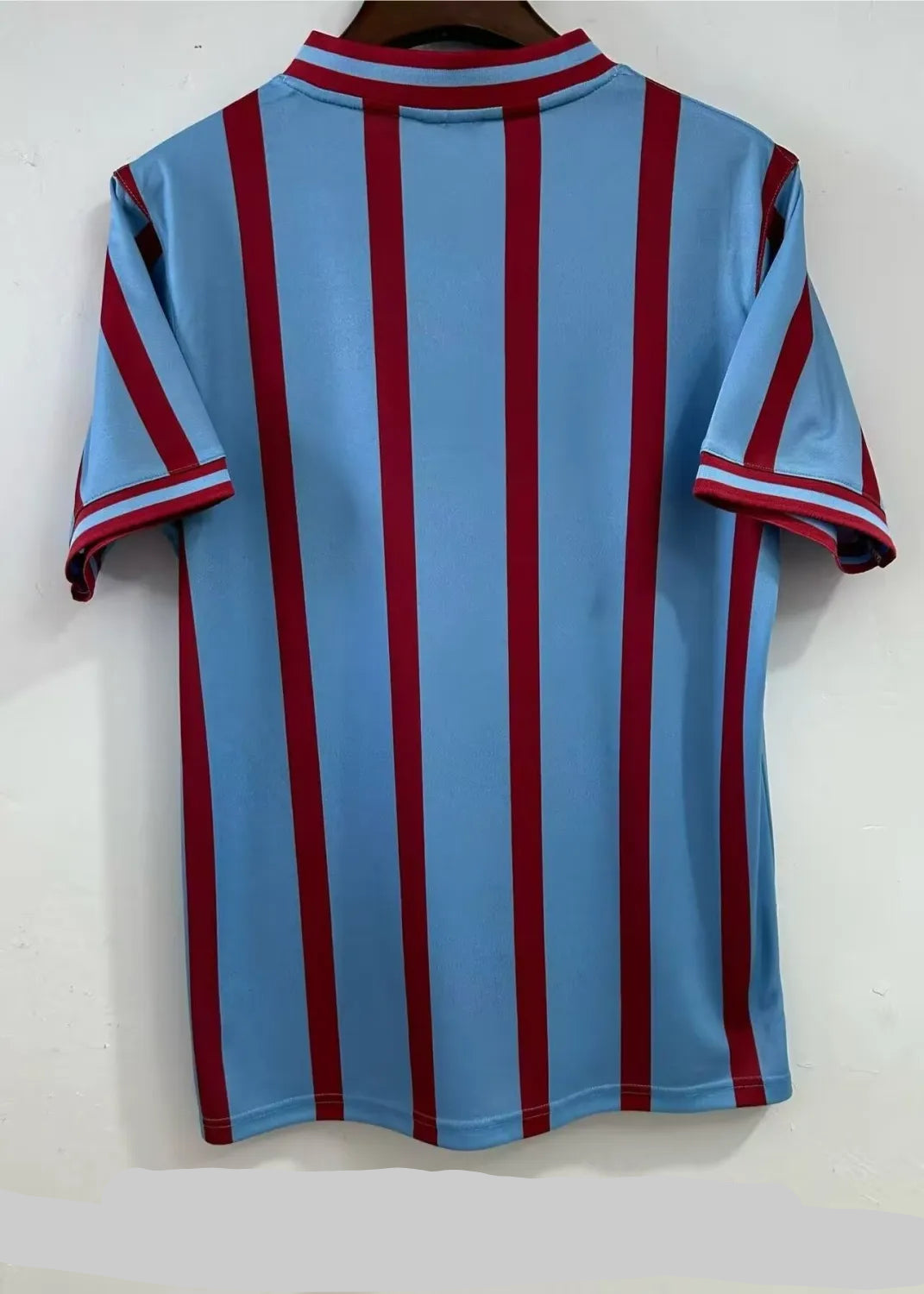 1957 Aston Villa Home Fans Retro 1:1 Quality Soccer Jersey