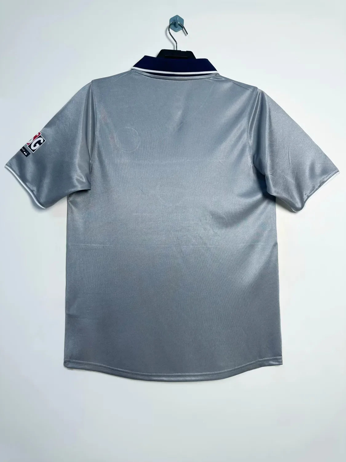 2000/2001 PSG Away Retro 1:1 Quality Soccer Jersey