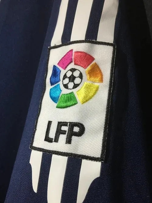 2005/2006 Real Madrid Away Retro 1:1 Quality Soccer Jersey