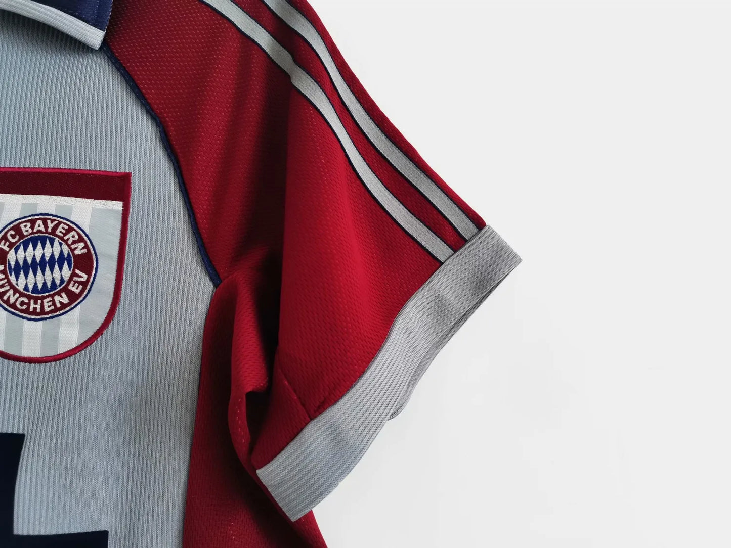 1998-1999 Retro Bayern Munich Away 1:1 Quality Soccer Jersey