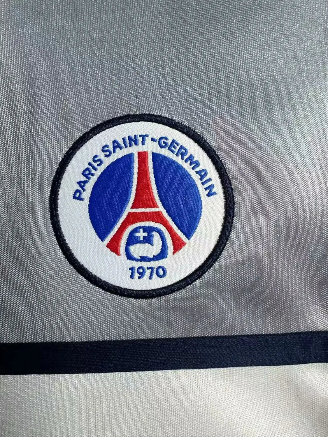 2000/2001 PSG Away Retro 1:1 Quality Soccer Jersey
