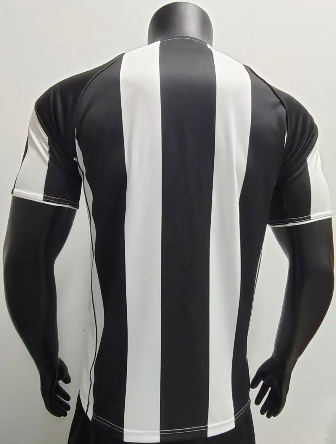 2004/2005 Juventus Home Fans Retro 1:1 Quality Soccer Jersey