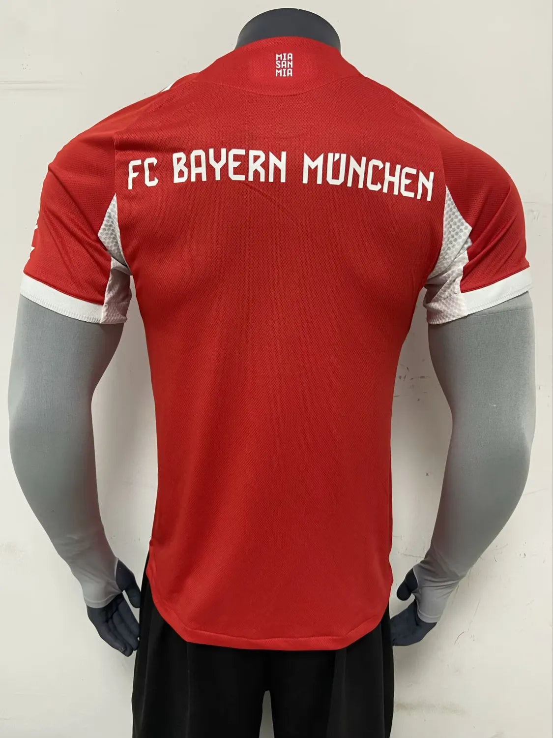 25/26 Bayern Munich Home Player 1:1 Quality Soccer Jersey