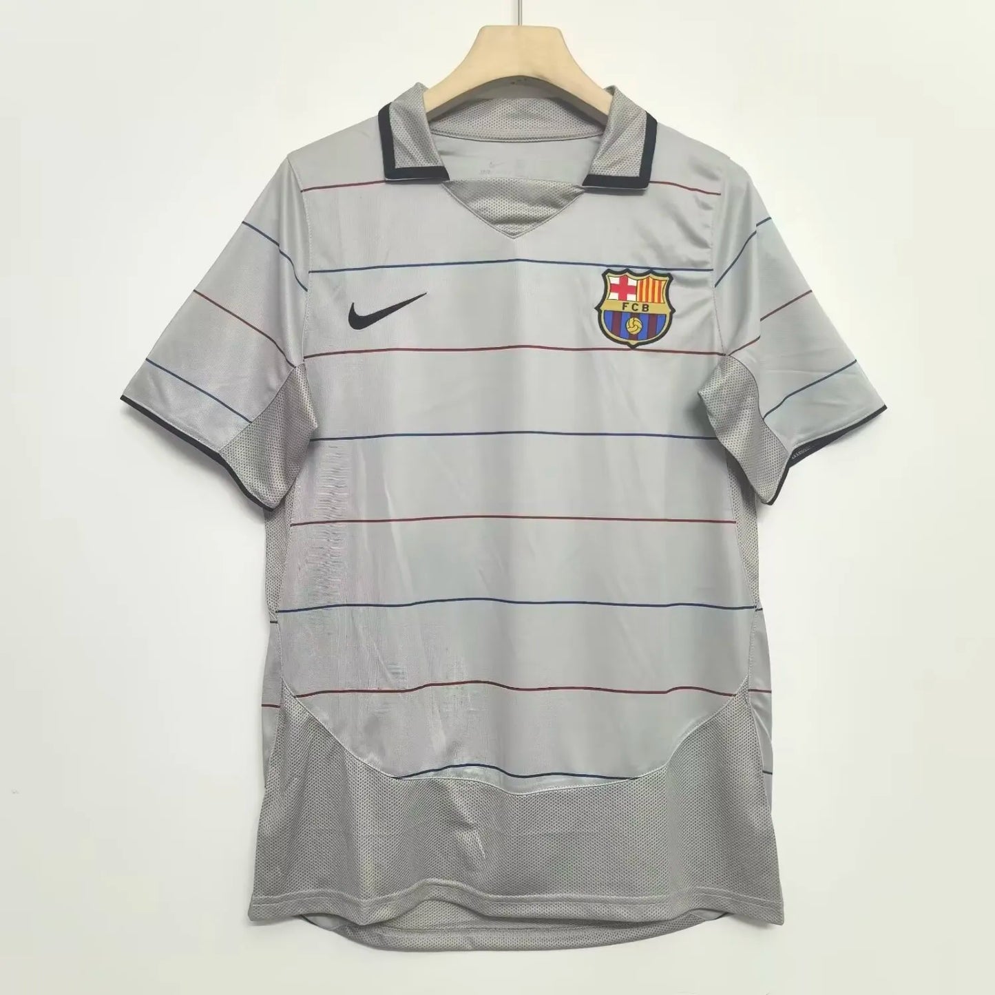 2003/2004 Barcelona Away Fans 1:1 Quality Retro Soccer Jersey
