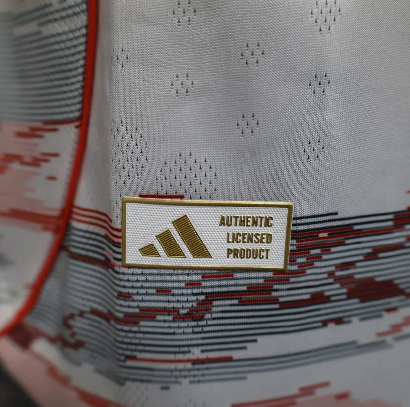 25/26 Bayern Munich Away Player 1:1 Quality Soccer Jersey