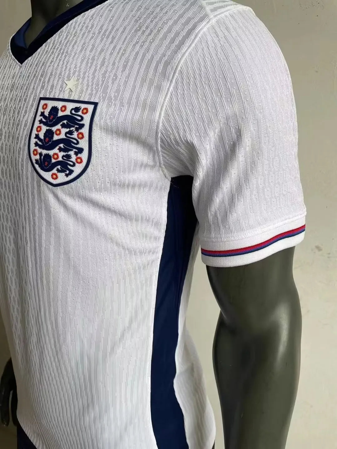 24/25 England Home Player 1:1 Quality Soccer Jersey