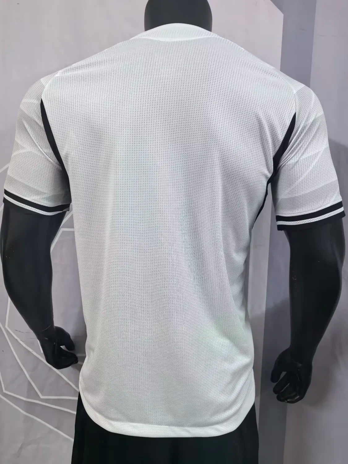 25/26 Bayern Munich Ember Fusion Player Jersey 1:1 Quality Soccer Jersey