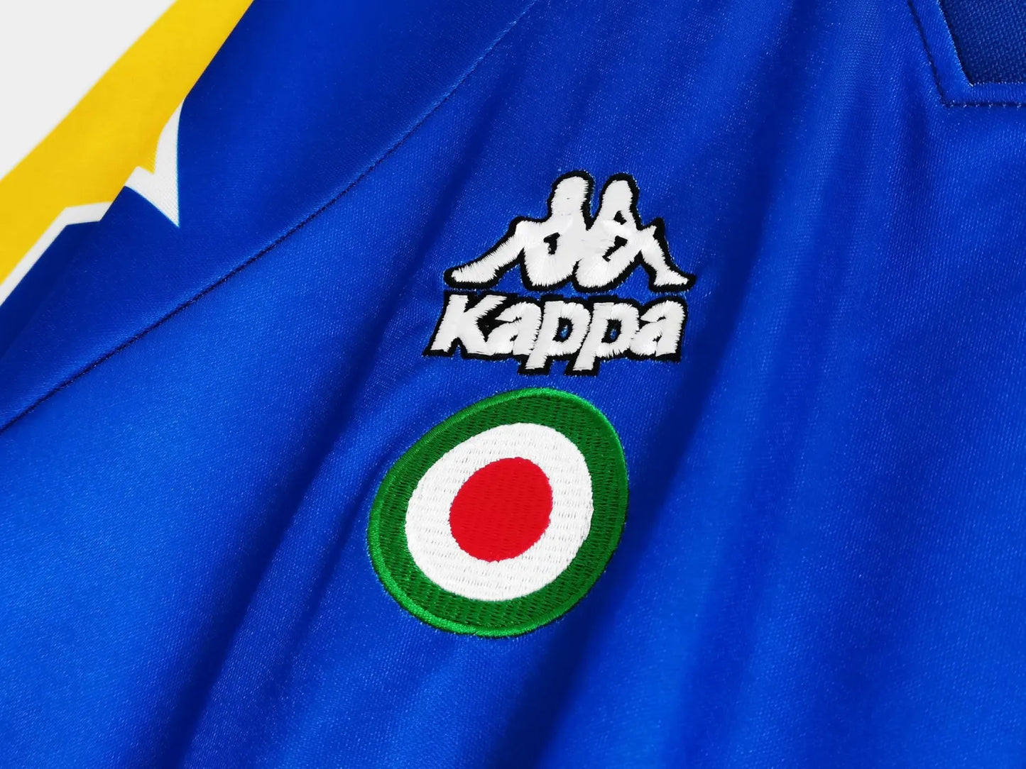 1995-1996 Juventus Away 1:1 Quality Retro Soccer Jersey