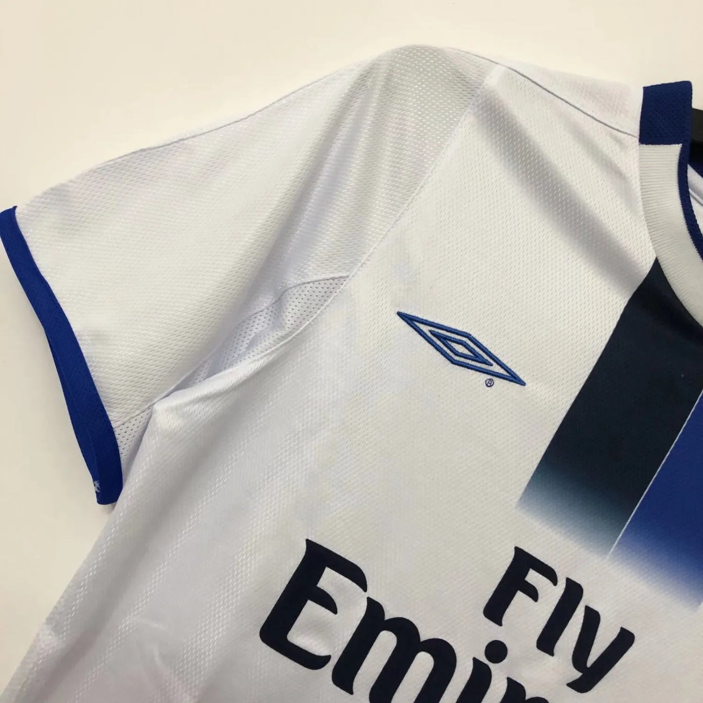 2003-2004 Chelsea Away 1:1 Retro Soccer Jersey