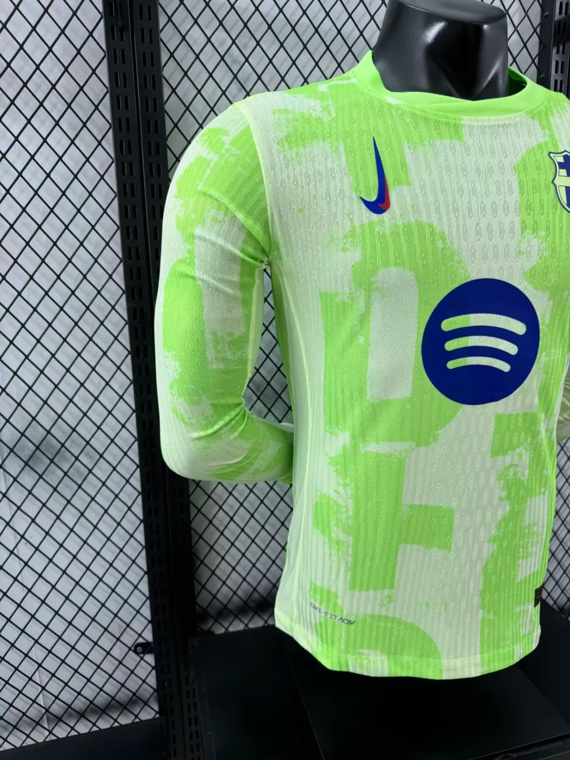 24/25 Barcelona Third Long Sleeved Player 1:1 Quality Soccer Jersey