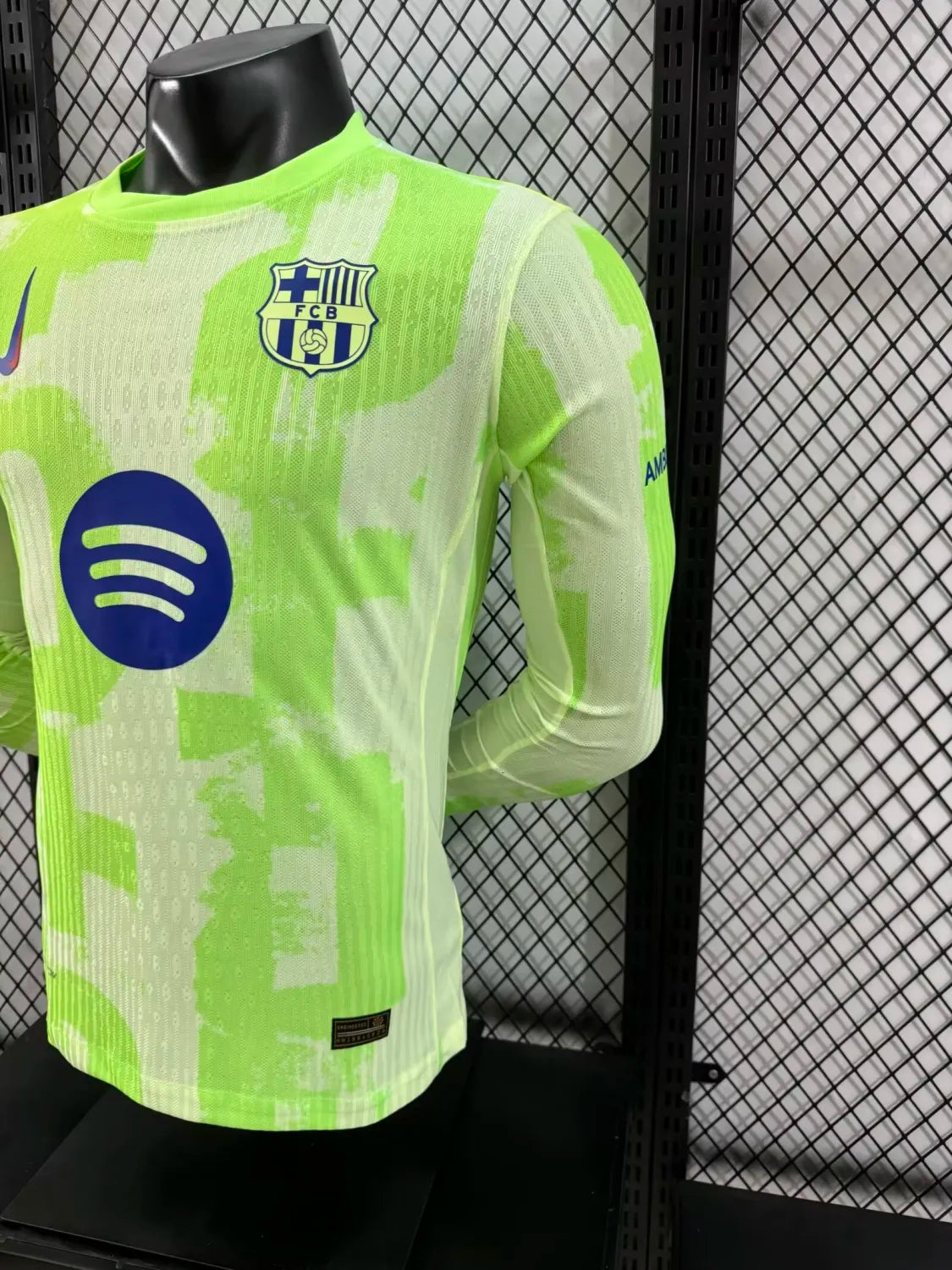 24/25 Barcelona Third Long Sleeved Player 1:1 Quality Soccer Jersey