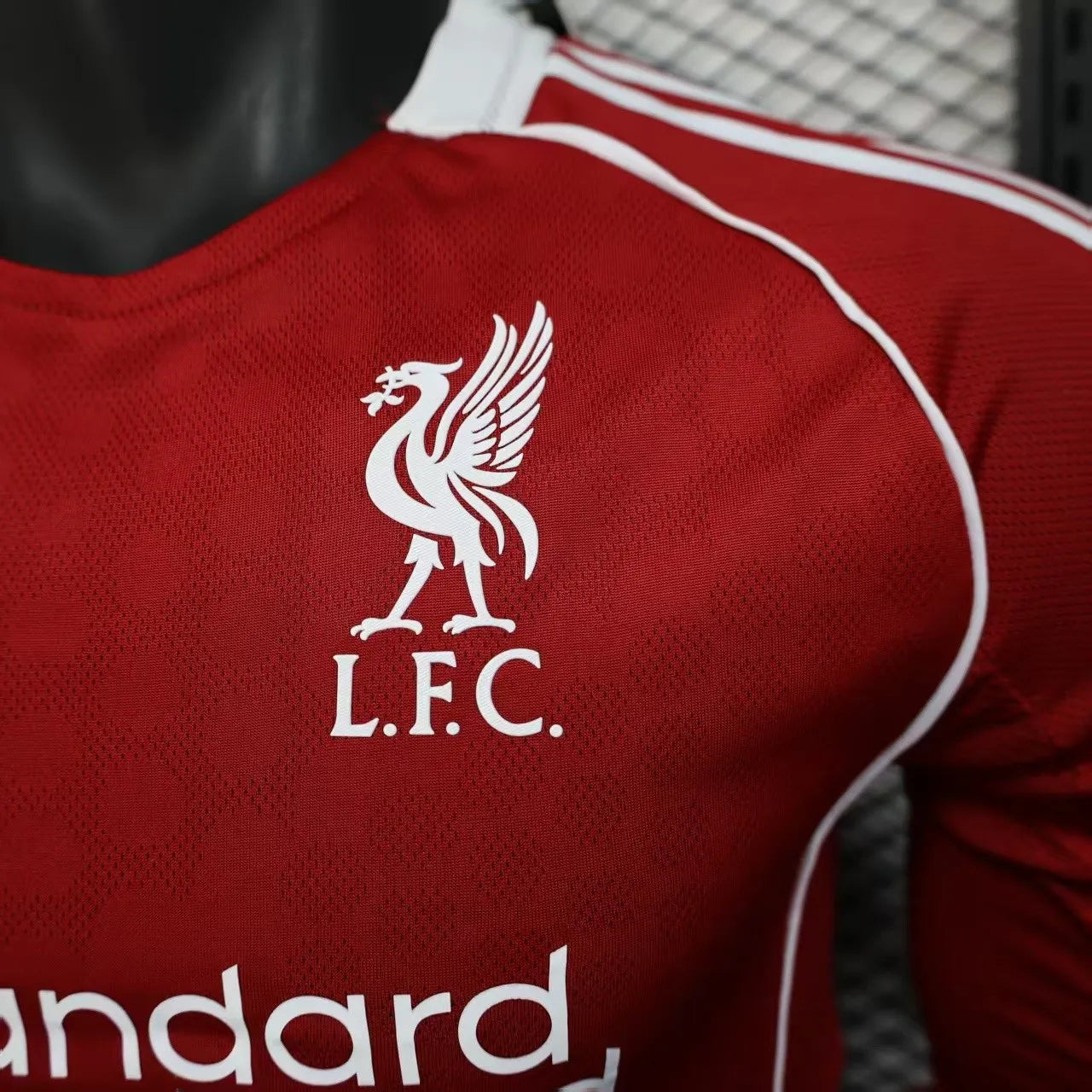 25/26 Liverpool Home Red Long Sleeve Player 1:1 Quality Soccer Jersey