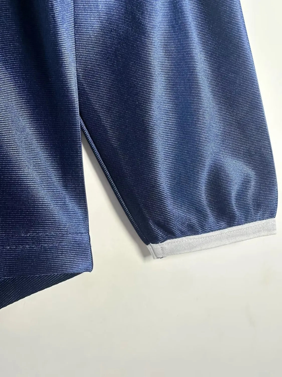 2001/2002 Paris Home Long Sleeve Fans Retro 1:1 Quality Soccer Jersey