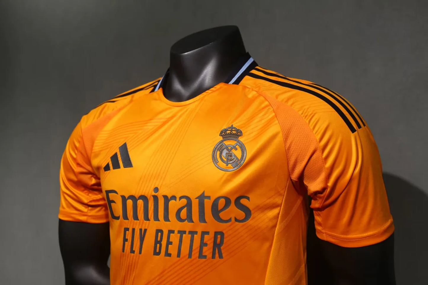 24/25 Real Madrid Away Player 1:1 Quality Soccer Jersey