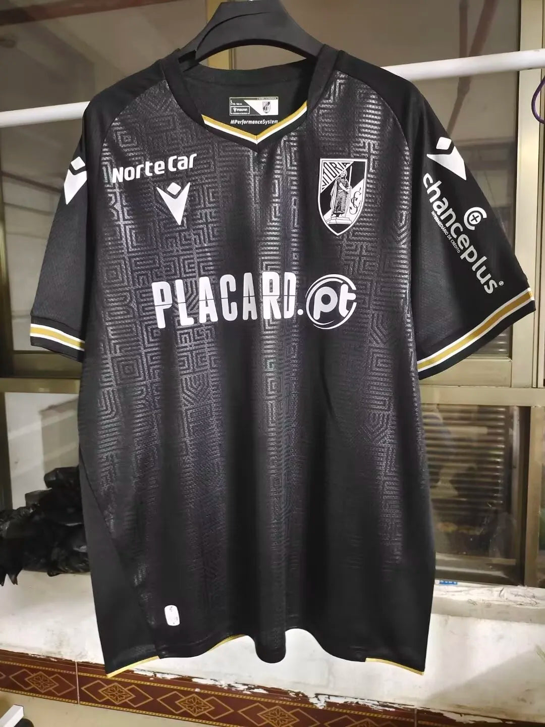 24/25 Vitoria de Guimaraes Away Fans 1:1 Quality Soccer Jersey
