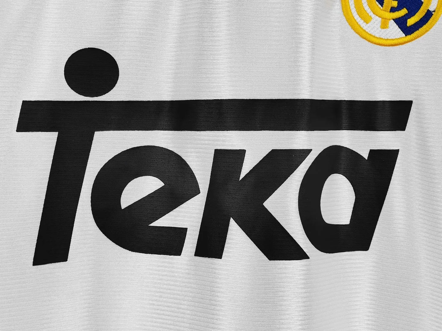 1999-2000 Real Madrid Home 1:1 Quality Retro Soccer Jersey