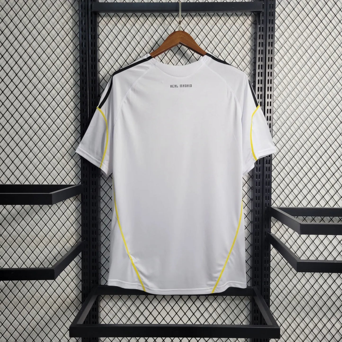 2009/2010 Real Madrid Home Fans 1:1 Quality Retro Soccer Jersey