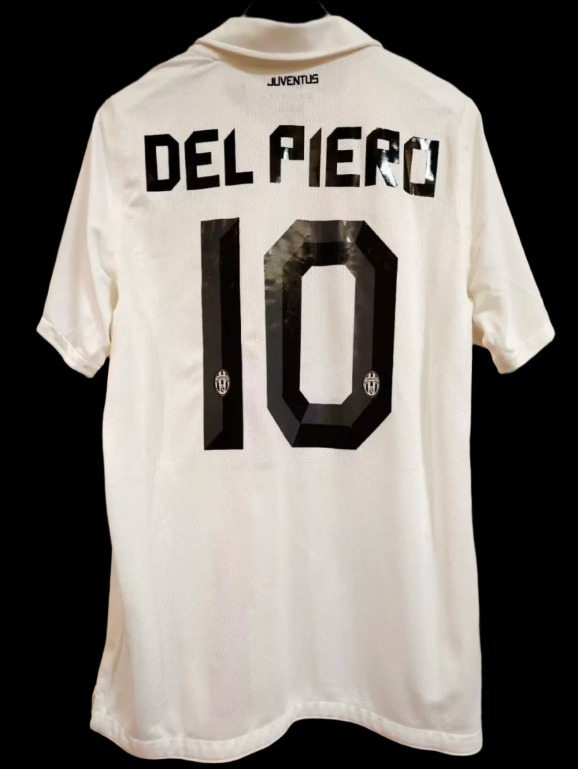 2010/2011 Juventus Away Retro Fans 1:1 Quality Soccer Jersey