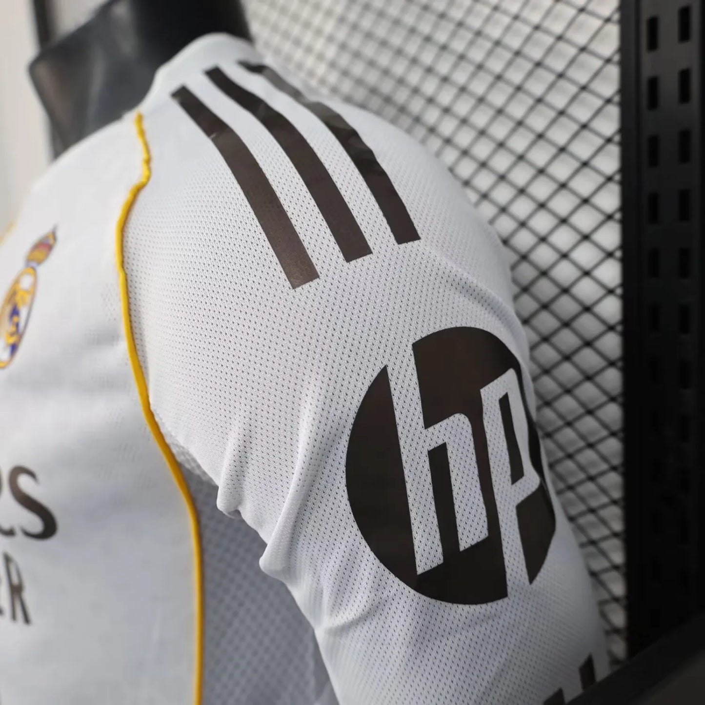 25/26 Real Madrid Home Long sleeve Player 1:1 Quality Soccer Jersey
