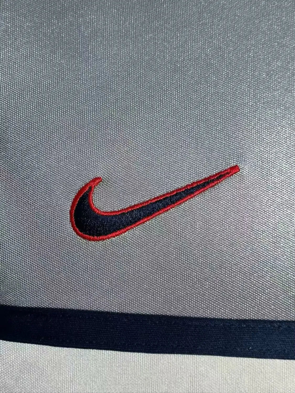 2000/2001 PSG Away Retro 1:1 Quality Soccer Jersey