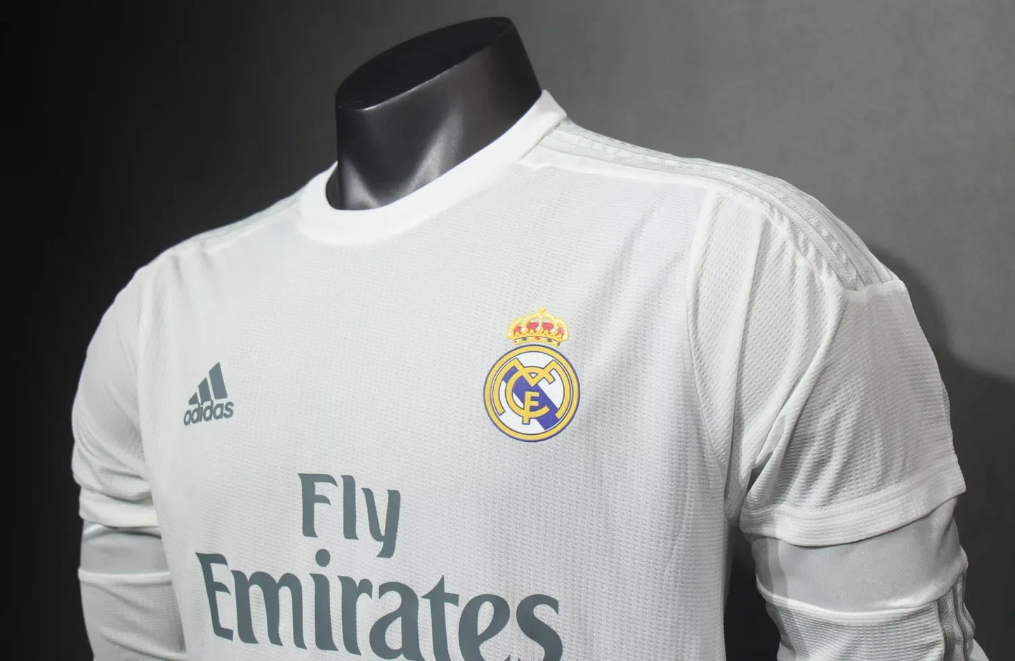 2015/2016 Retro Real Madrid Home Long Sleeve Player 1:1 Quality Soccer Jersey
