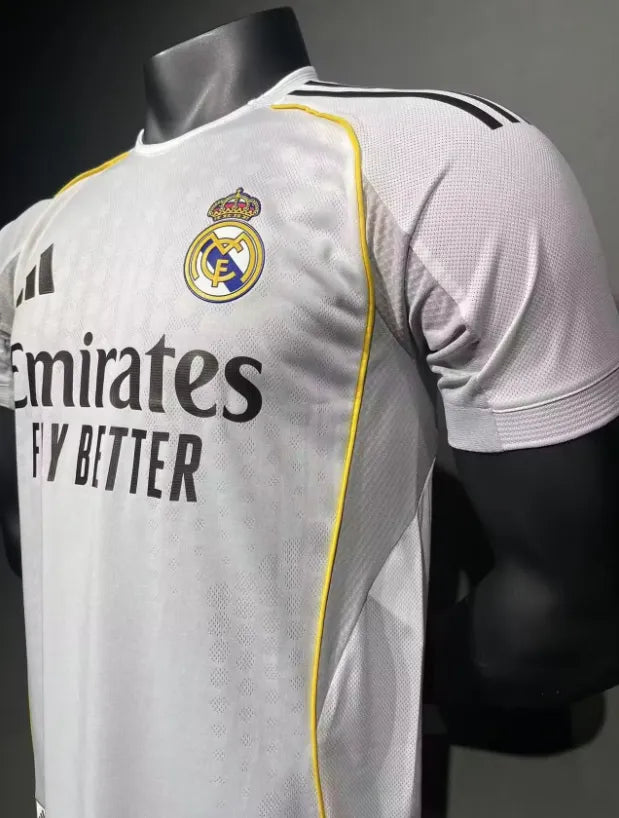 25/26 Real Madrid Home White Player 1:1 Quality Soccer Jersey