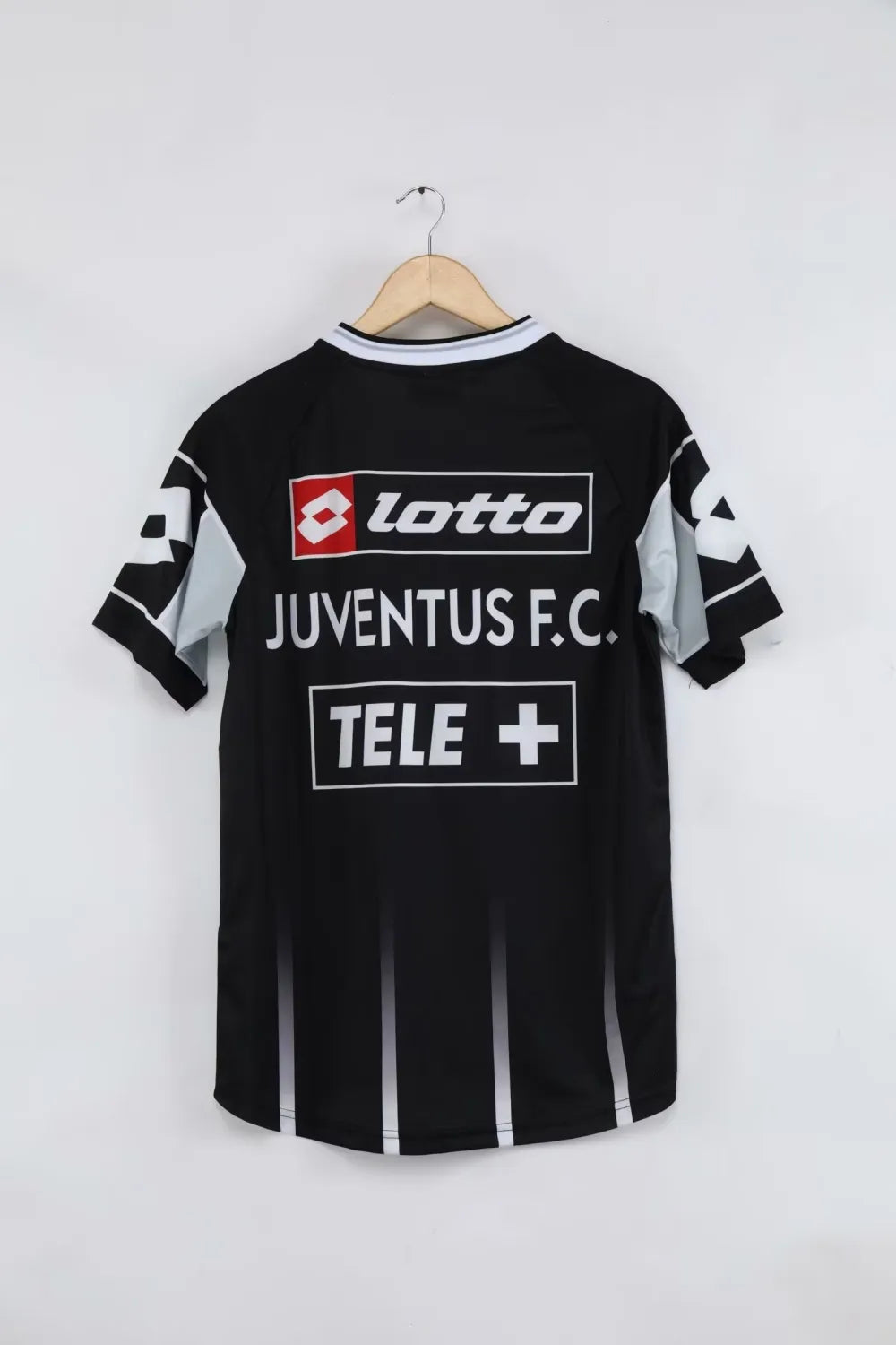 2000/2001 Juventus Home Retro Fans 1:1 Quality Soccer Jersey