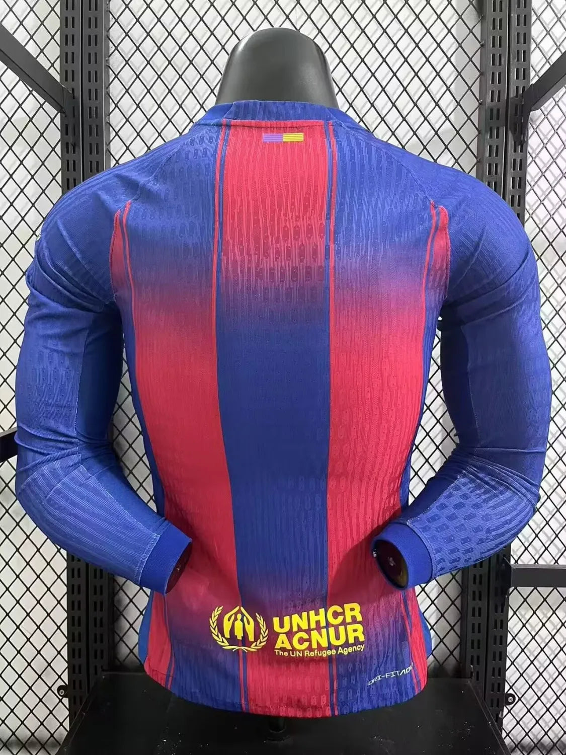 25/26 Barcelona Home Long Sleeved Player 1:1 Quality Soccer Jersey