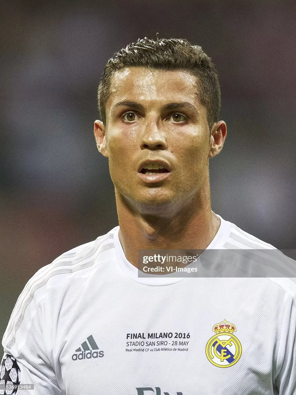 2015/2016 Retro Real Madrid Home Long Sleeve Player 1:1 Quality Soccer Jersey