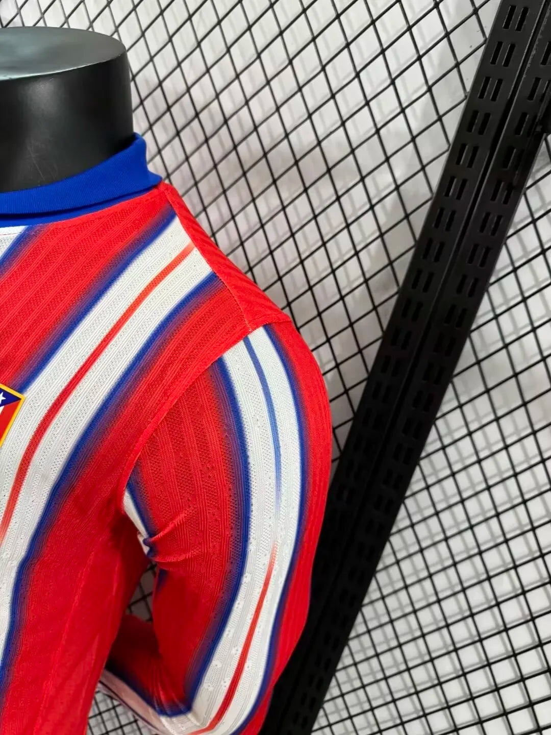 24/25 Atletico Madrid Home Long Sleeve Player 1:1 Quality Soccer Jersey