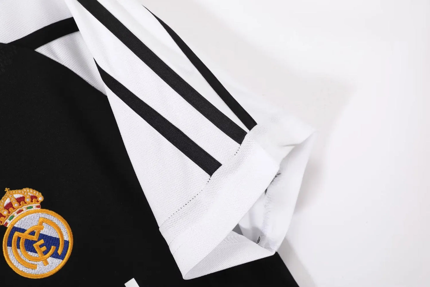 2001/2002 Real Madrid Away Fans 1:1 Quality Soccer Jersey