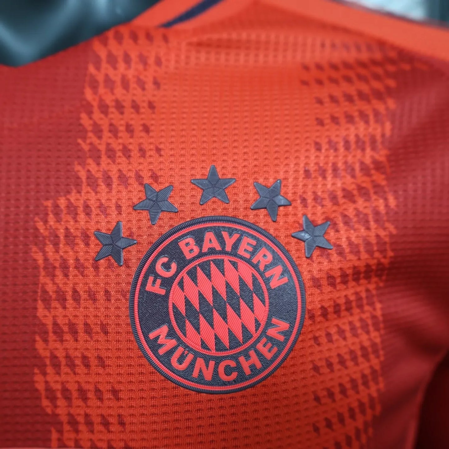 24/25 Bayern Munich Home Red Long Sleeve Player 1:1 Quality Soccer Jersey
