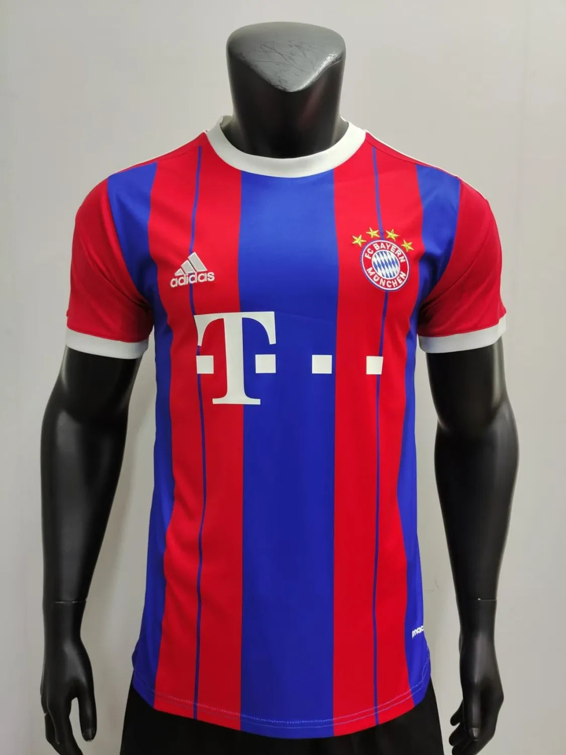 2014/2015 Bayern Home Fans Retro 1:1 Quality Soccer Jersey