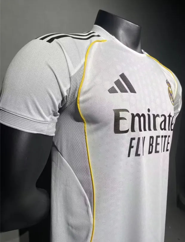 25/26 Real Madrid Home White Player 1:1 Quality Soccer Jersey
