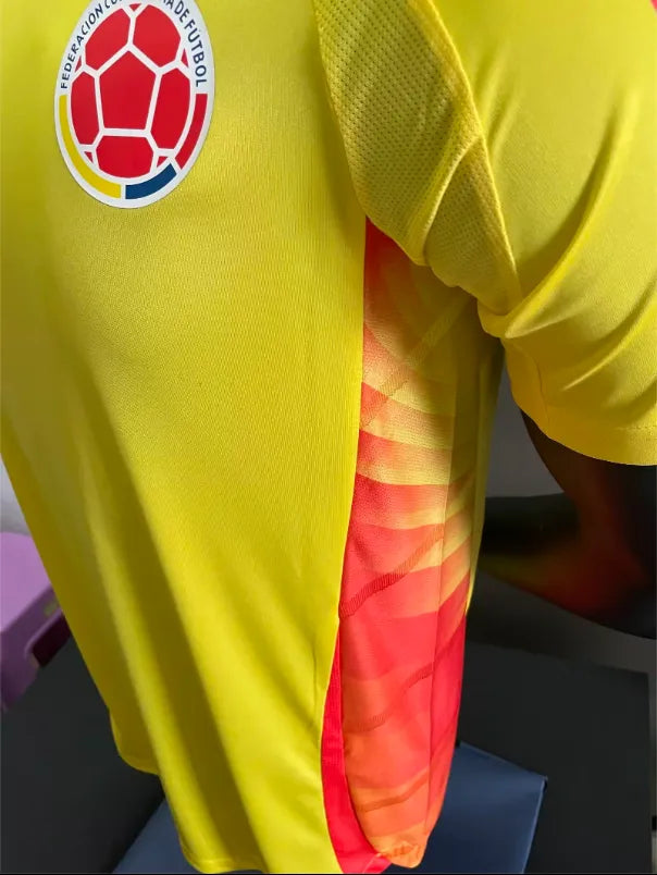 24/25 Colombia Home Player Yellow1:1 Quality Soccer Jersey