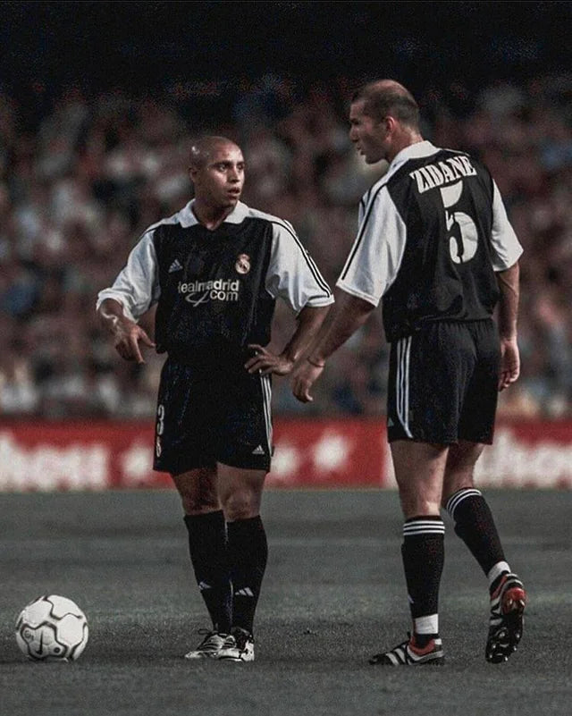 2001/2002 Real Madrid Away Fans 1:1 Quality Soccer Jersey