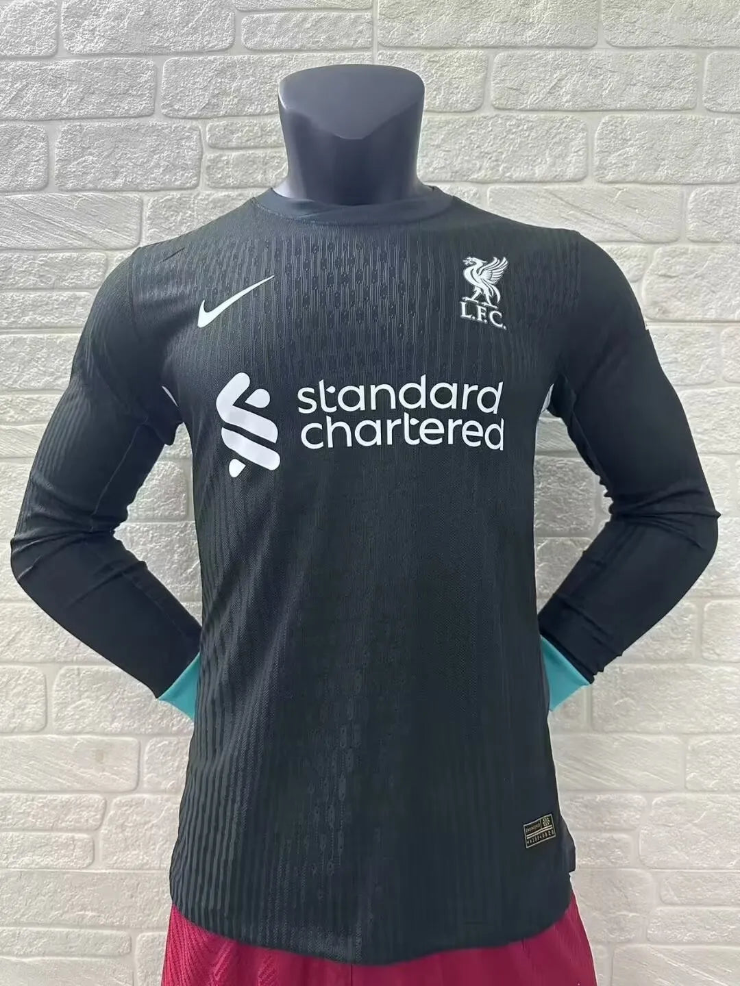 24/25 Liverpool Away Long Sleeve Player 1:1 Quality Soccer Jersey