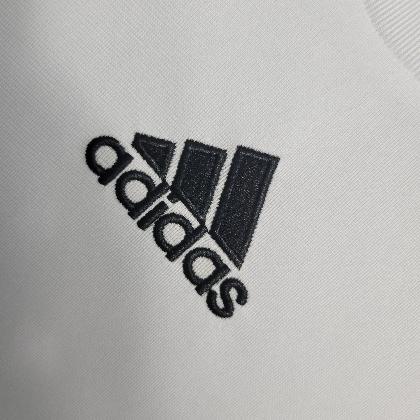 2009/2010 Real Madrid Home Fans 1:1 Quality Retro Soccer Jersey