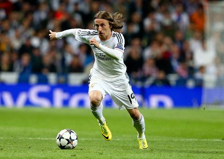 2013/2014 Real Madrid Home Player Long sleeves 1:1 Quality Retro Soccer Jersey