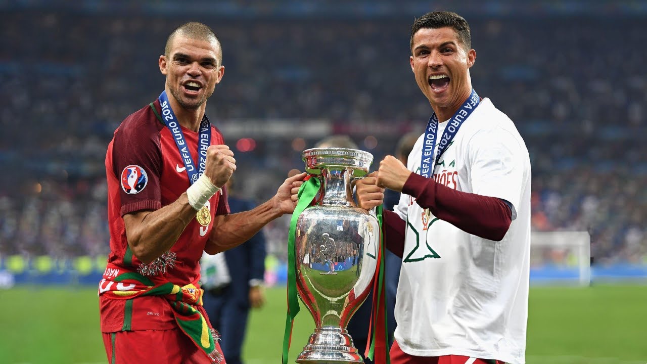 2016 Portugal Home 1:1 Retro Soccer Jersey